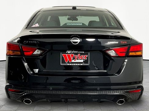 New 2026 Nissan Altima 2.5 SR w/ SR Midnight Edition Package FWD image 5