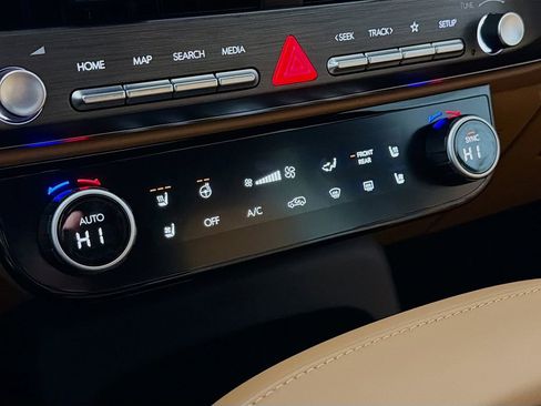 Used 2026 Hyundai Palisade Calligraphy image 19