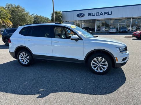 Used 2020 Volkswagen Tiguan S image 1