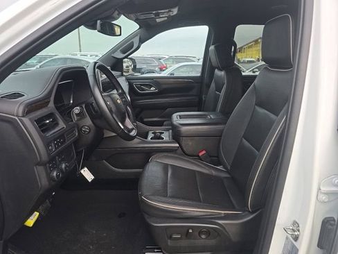 Used 2023 Chevrolet Tahoe Premier AWD/4WD image 18