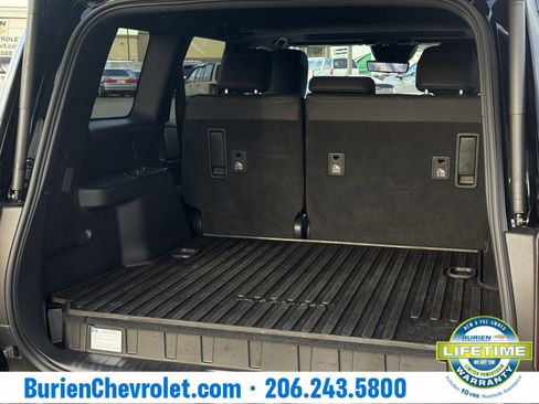 Used 2024 Toyota Land Cruiser image 32