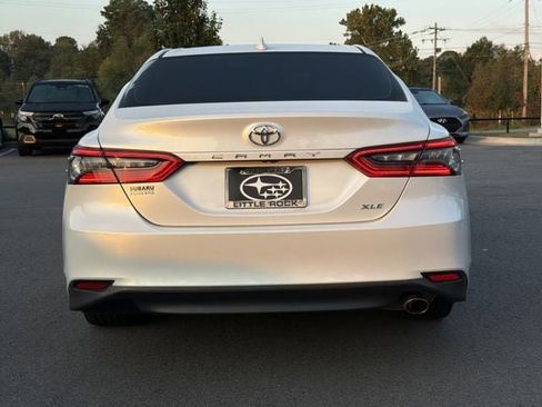 Used 2021 Toyota Camry XLE FWD image 4