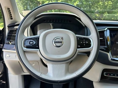 Used 2017 Volvo XC90 T6 Momentum w/ Convenience Package AWD/4WD image 61