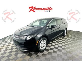 New 2026 Chrysler Voyager LX video 3