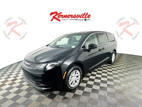 New 2026 Chrysler Voyager LX image 3