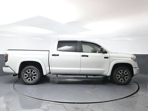 Used 2021 Toyota Tundra Platinum AWD/4WD image 3