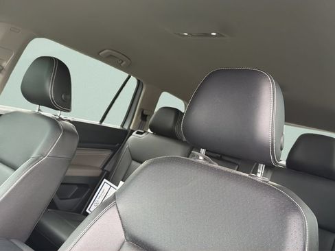Certified 2023 Volkswagen Atlas SE FWD image 18