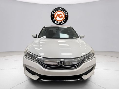 Used 2017 Honda Accord LX image 8