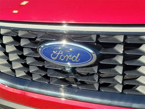 Used 2023 Ford Escape Platinum w/ Premium Technology Package image 31