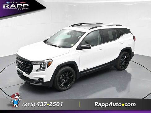 Used 2023 GMC Terrain SLT w/ Tech Package AWD/4WD image 2