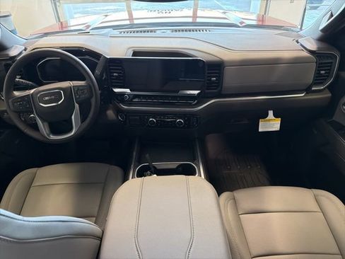 New 2026 GMC Sierra 3500 SLT w/ SLT Premium Package AWD/4WD image 35