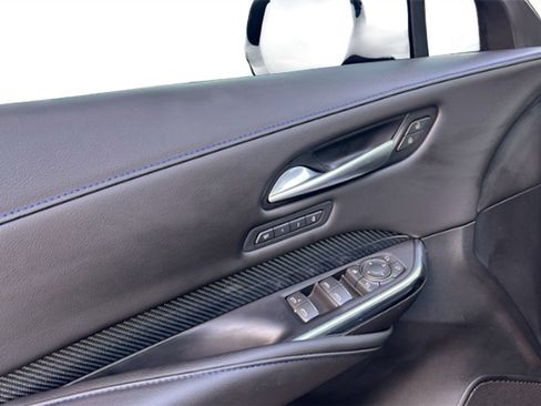 Used 2024 Cadillac XT4 Sport image 12