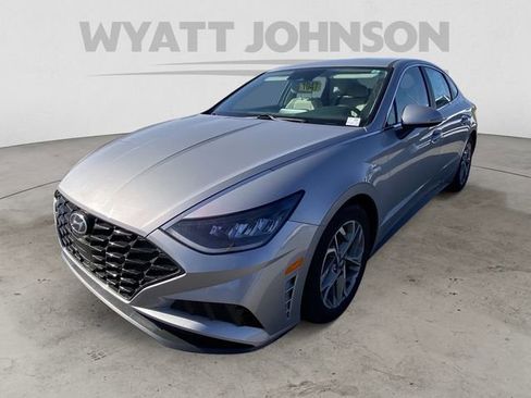 Used 2023 Hyundai Sonata SEL FWD image 1