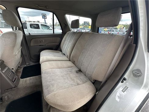 Used 2000 Toyota 4Runner SR5 AWD/4WD image 16