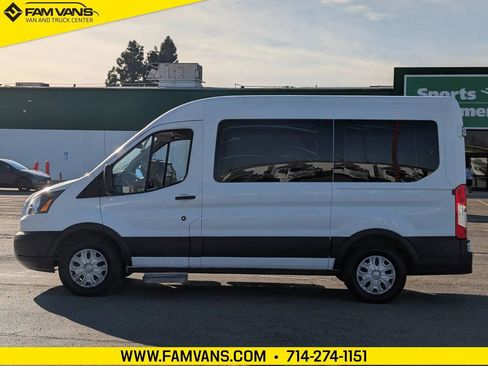 Used 2017 Ford Transit 150 XL RWD image 5