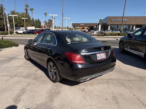Used 2015 Mercedes-Benz C 300 4MATIC Sedan image 3