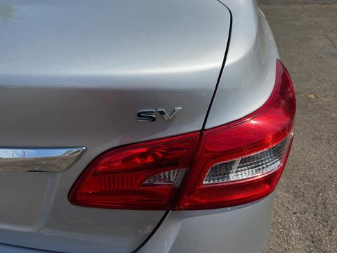 Used 2016 Nissan Sentra SV image 12