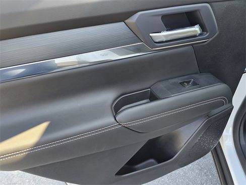 New 2026 GMC Terrain Elevation w/ Technology Package II image 12