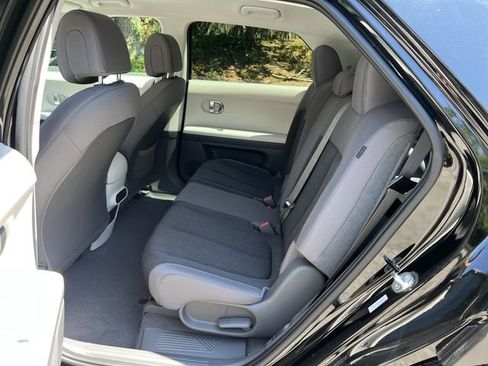 Used 2024 Hyundai Ioniq 5 SEL AWD/4WD image 18