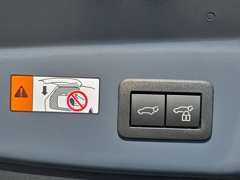 New 2026 Toyota Prius Plug-In Hybrid image 13