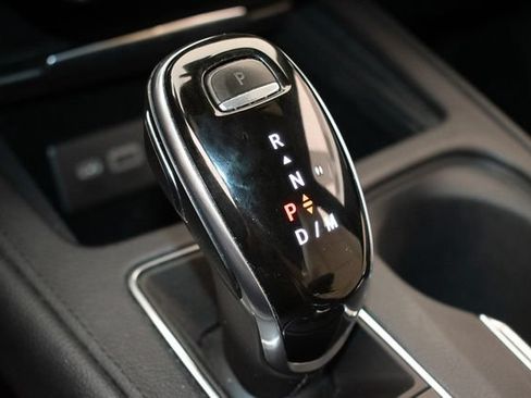 Used 2020 Cadillac XT4 Sport AWD/4WD image 32
