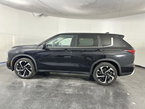 Used 2022 Mitsubishi Outlander SE FWD image 5