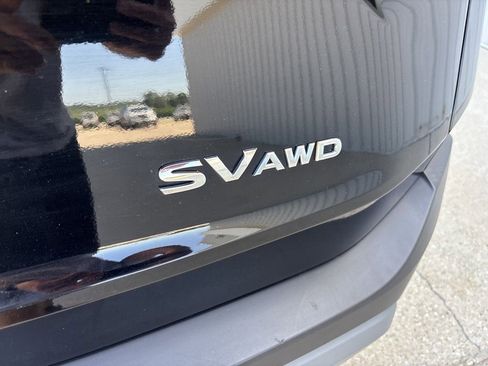 Used 2021 Nissan Rogue SV image 8