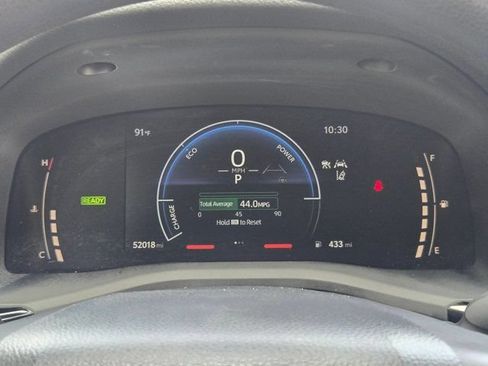 Used 2025 Toyota Camry LE FWD image 16