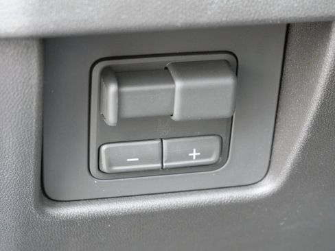 New 2026 GMC Canyon Elevation w/ Technology Package AWD/4WD image 40