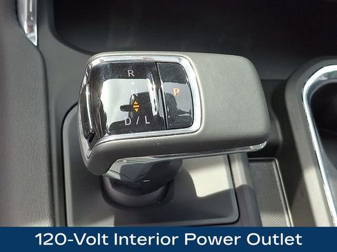 Used 2025 GMC Sierra 1500 Denali AWD/4WD image 12