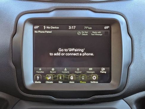 Used 2022 Jeep Renegade Latitude image 18