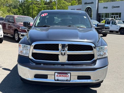 Used 2021 RAM 1500 Classic SLT AWD/4WD image 9