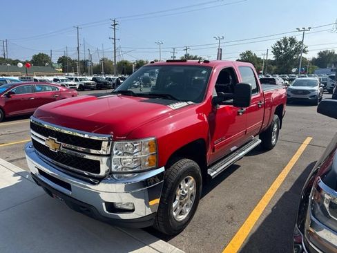 Used 2013 Chevrolet Silverado 2500 LT w/ Interior Plus Package AWD/4WD image 1