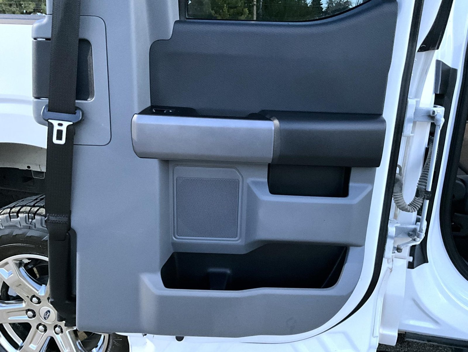 Used 2021 Ford F150 XLT w/ Equipment Group 302A High AWD/4WD image 23