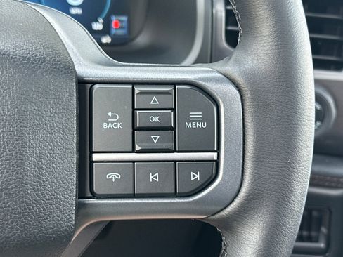Used 2025 Ford F150 Lightning Lariat AWD/4WD image 29