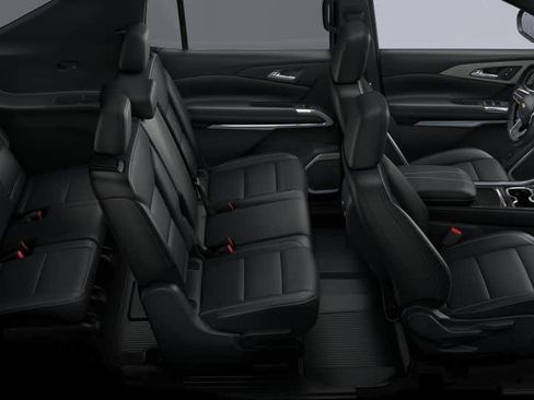 New 2026 Chevrolet Traverse LT w/ Sun and Wheel Package FWD image 32