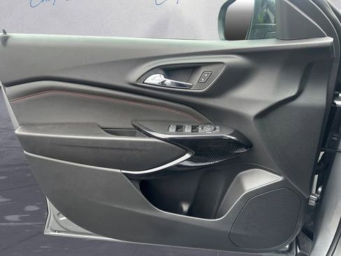 New 2026 Chevrolet Trax RS w/ Sunroof Package image 11