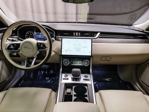 Used 2021 Jaguar XF S image 12