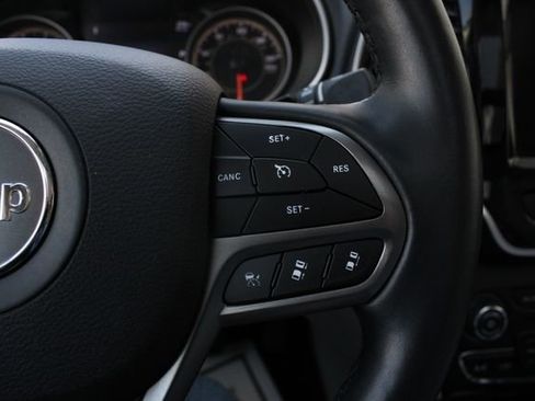 Used 2021 Jeep Cherokee Limited AWD/4WD image 13