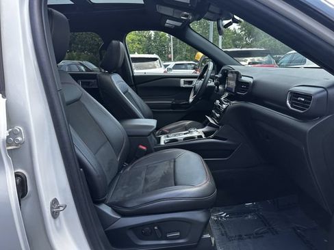 Certified 2023 Ford Explorer ST-Line w/ Class IV Trailer Tow Package AWD/4WD image 34