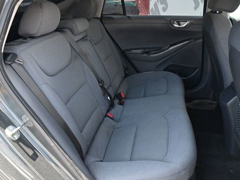 Used 2020 Hyundai Ioniq SE FWD image 12