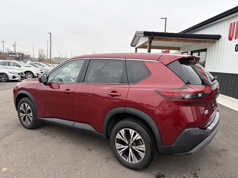 Used 2021 Nissan Rogue SV AWD/4WD image 11