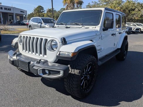 Used 2020 Jeep Wrangler Unlimited Sahara w/ Cold Weather Group image 8