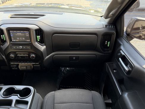 Used 2021 Chevrolet Silverado 1500 Custom AWD/4WD image 35
