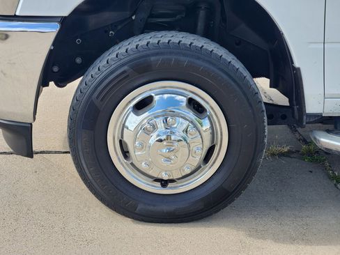 Used 2024 RAM 3500 Big Horn image 11