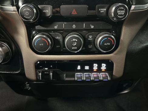 Used 2022 RAM 2500 Laramie image 24