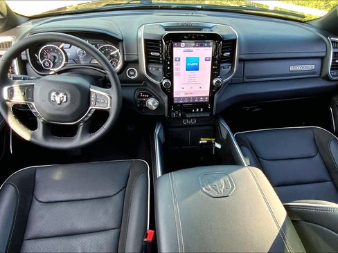 Used 2025 RAM 1500 Laramie w/ Laramie Southwest Edition image 14