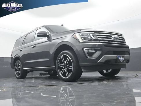 Used 2020 Ford Expedition Limited w/ Texas Edition Package AWD/4WD image 17
