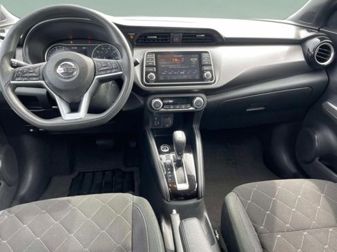Used 2020 Nissan Kicks SV FWD image 10