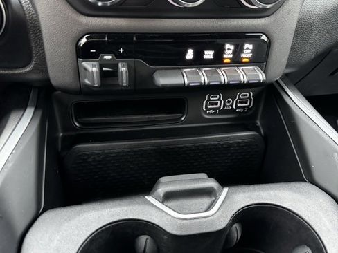 Used 2021 RAM 1500 Big Horn image 15